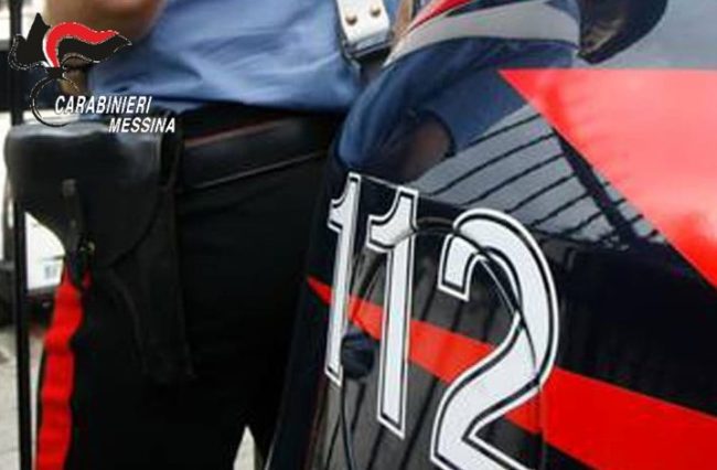 Messina, evade dai domiciliari e viene sorpreso in auto con un pregiudicato: 47enne arrestato