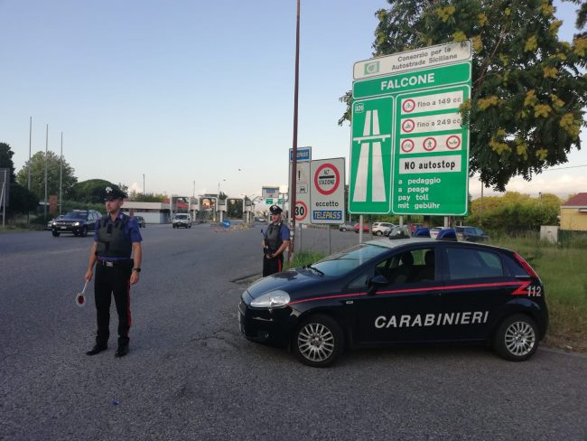 Nascondeva hashish e marijuana nel ripostiglio: un arresto nel Messinese