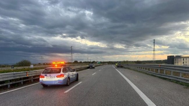 Incidente sulla Siracusa-Gela, ci sono feriti lievi. Disagi alla viabilità