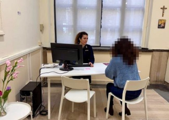 Maltrattamenti a Vittoria, scatta il braccialetto elettronico per un 35enne