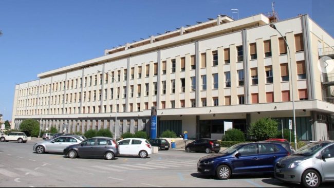 Aggredito un cardiologo dell’ospedale dei Bambini di Palermo
