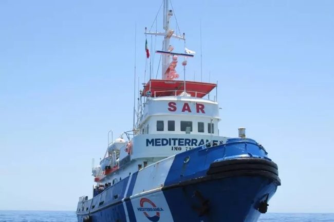 Ragusa, al via il processo a sei membri della Mare Jonio per favoreggiamento dell’immigrazione clandestina