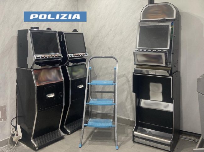 Scoperto nel quartiere San Cristoforo autonoleggio con slot machine illegali