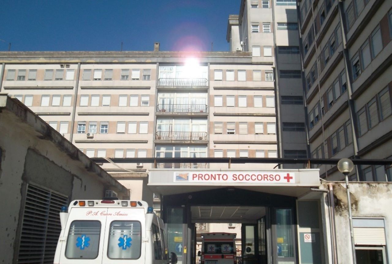 Caltanissetta, quattro medici a giudizio per la morte di Mirko Mattina: il giovane aveva una pancreatite Caltanissetta, quattro medici a giudizio per la morte di Mirko Mattina: il giovane aveva una pancreatite