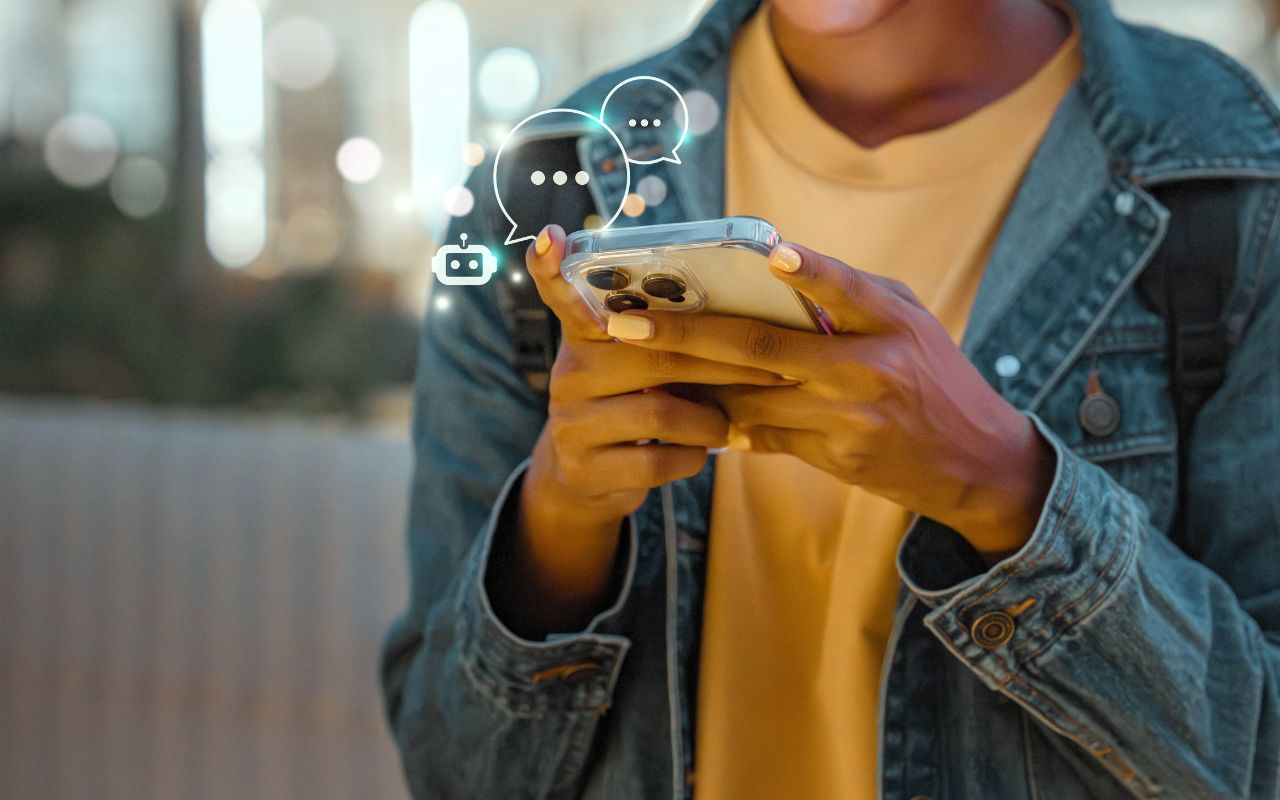 Spogliate dei vestiti, ma non della dignità: la “stupidità” artificiale alla base dei Deep Nude