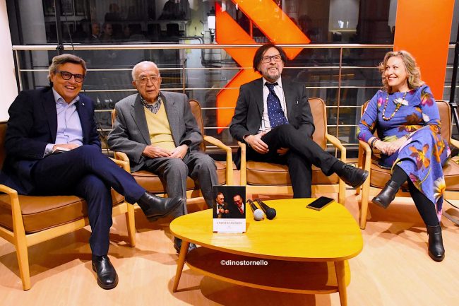 Ricordi e nostalgia di un tempo lontano in “I nostri Esordi” il nuovo libro di Santino Mirabella dedicato a Pippo Baudo e Tuccio Musumeci