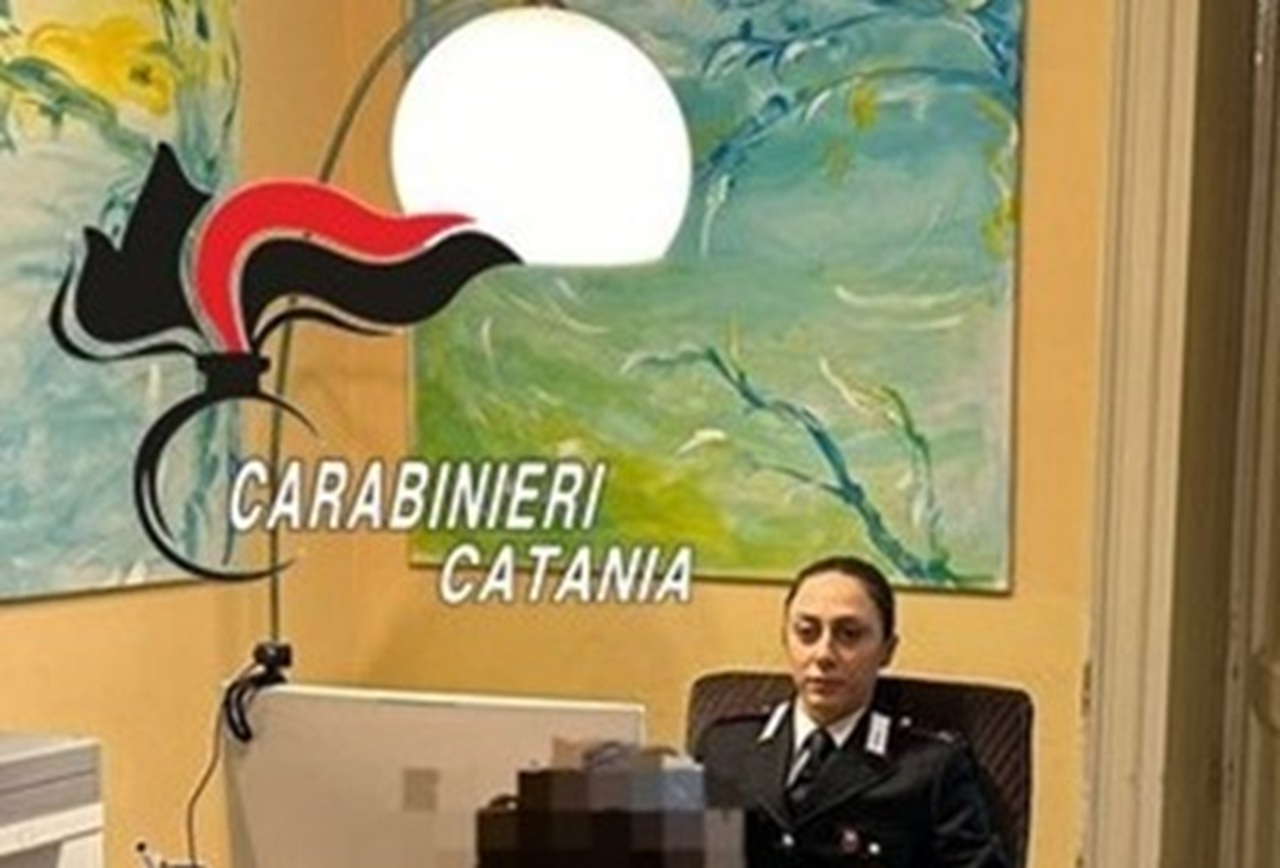 Misterbianco, nonostante il braccialetto elettronico perseguita l’ex: arrestato 45enne