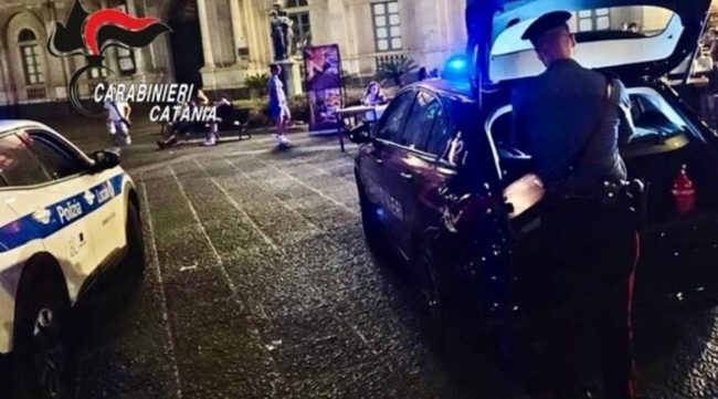 Catania, controlli nel centro storico: sanzionati bar e chioschi per occupazione abusiva di suolo pubblico