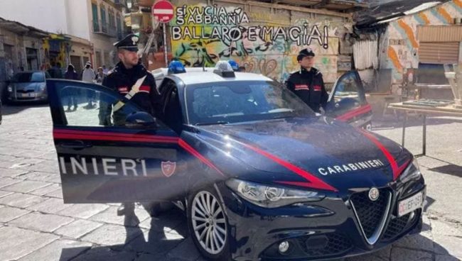 Palermo, attimi di paura a Ballarò: universitario aggredito e rapinato