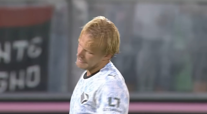 Juve Stabia-Palermo, importante non perdere il passo. Le probabili formazioni Juve Stabia-Palermo, importante non perdere il passo. Le probabili formazioni