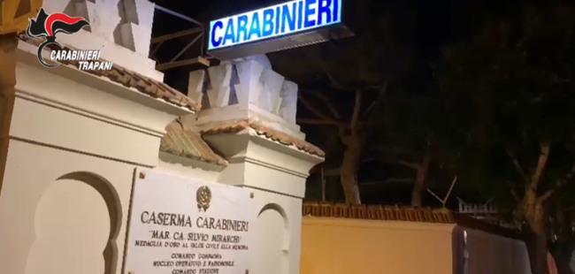 Marsala, incendio doloso alla Pescheria Crimi: arrestati due fratelli