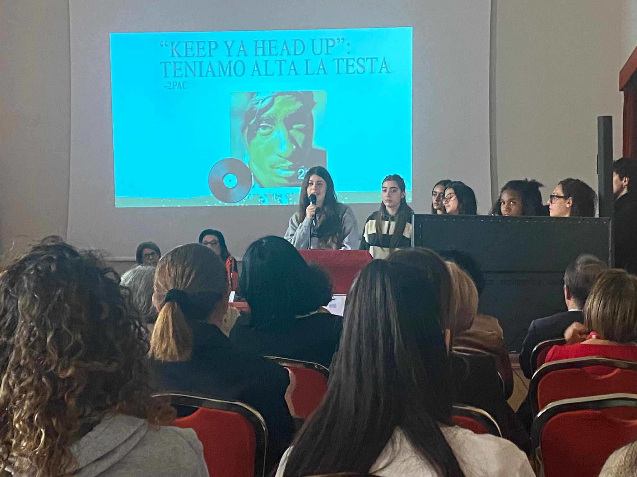 “Keep Ya Head Up!!!” Contrastare e denunciare la violenza di genere: le riflessioni del Liceo classico “N. Spedalieri”  