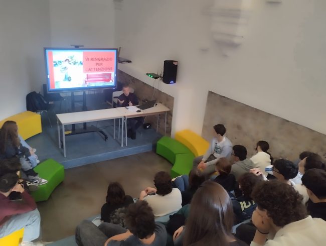 Storia e attualità al Liceo Boggio Lera: seminario sulla violenza di genere