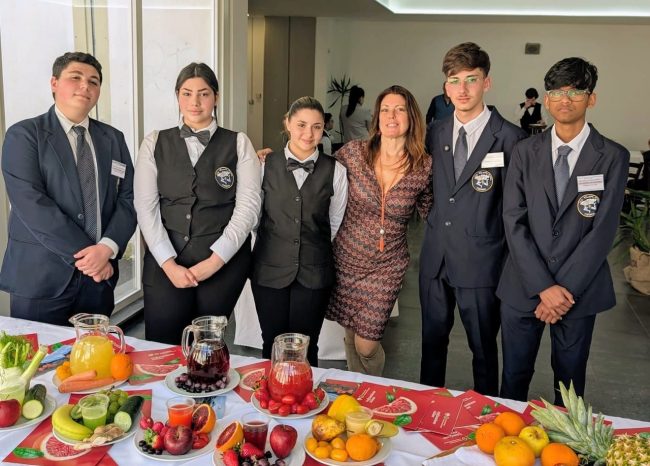 Gli studenti dell’Istituto “Fermi-Eredia” presenti all’Expo dell’Ortofrutta e dell’Agricoltura