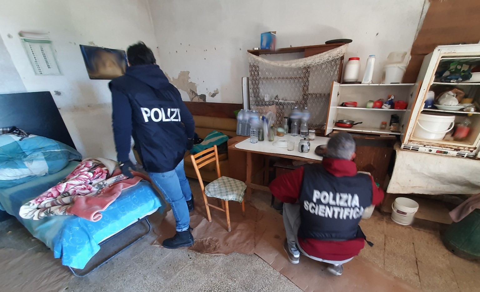 Schiavisti a Ramacca. Arrestati in tre per tratta, sfruttamento del lavoro e crudeltà verso animali