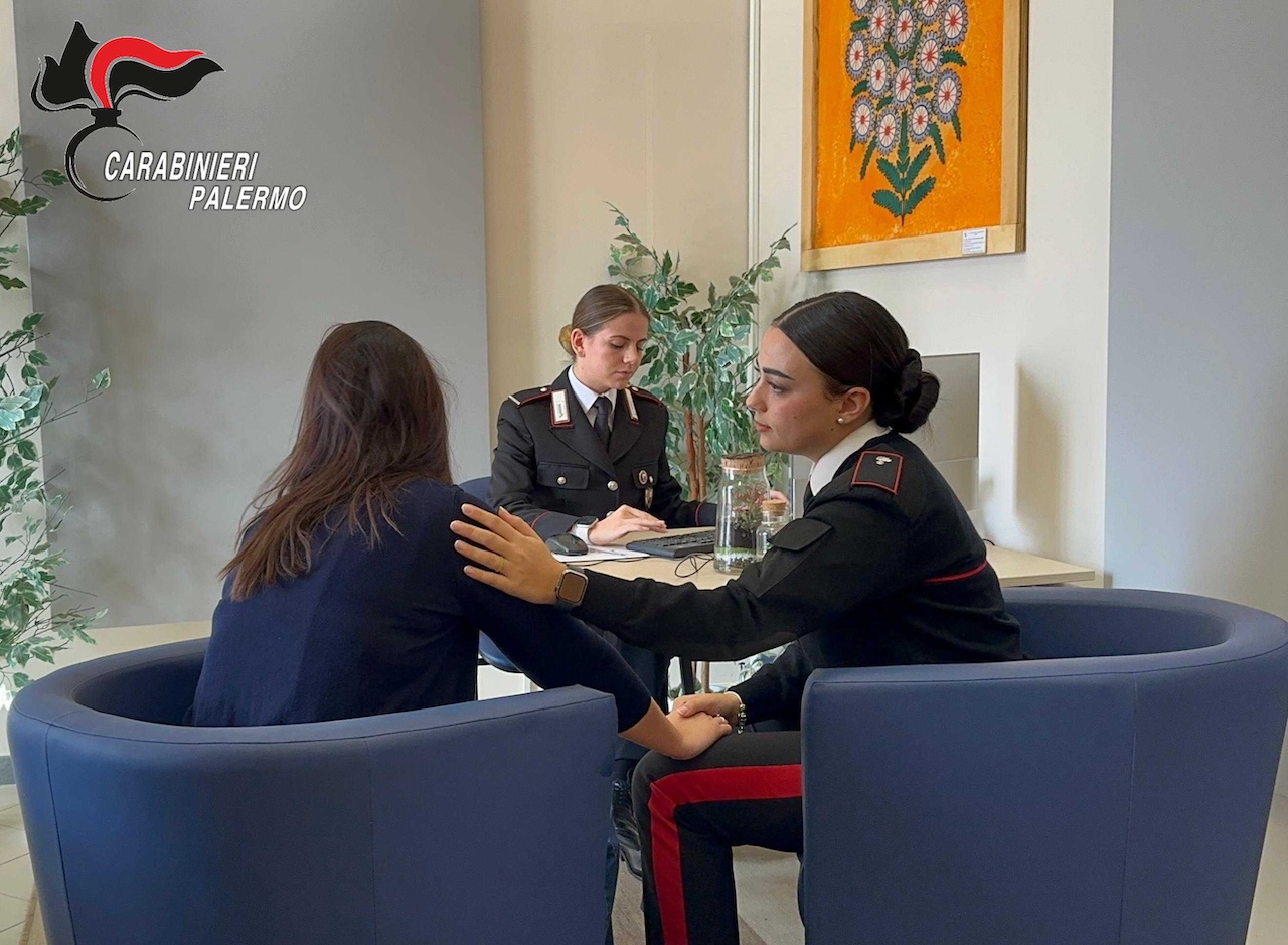 Cefalù, furia contro l’ex: devastato B&B con una mazza da baseball, arrestato 39enne