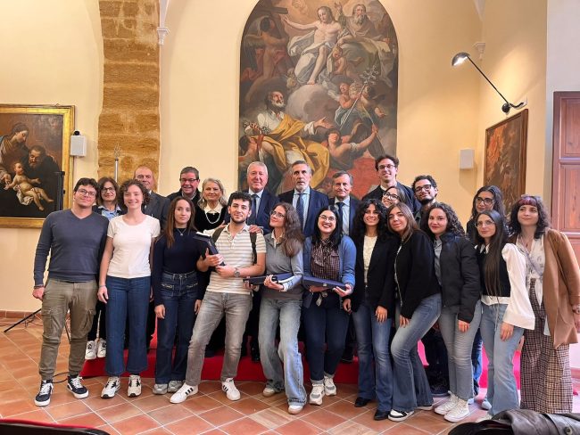 Straordinario successo per il Premio Pirandello 2025 dell’ERSU di Catania: Agrigento celebra studenti, istituzioni e cultura nel nome del genio siciliano