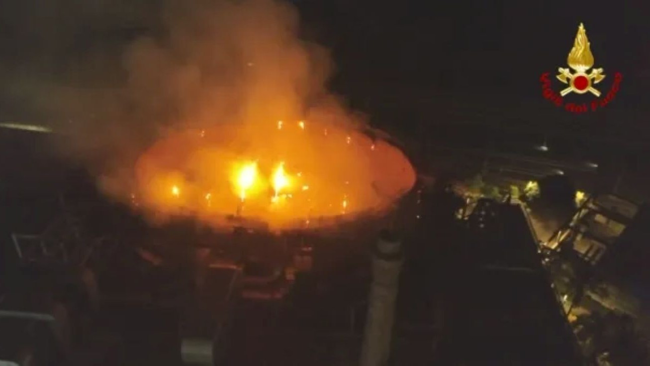 Incendio alle Ciminiere di Catania, Trantino convoca vertice politico