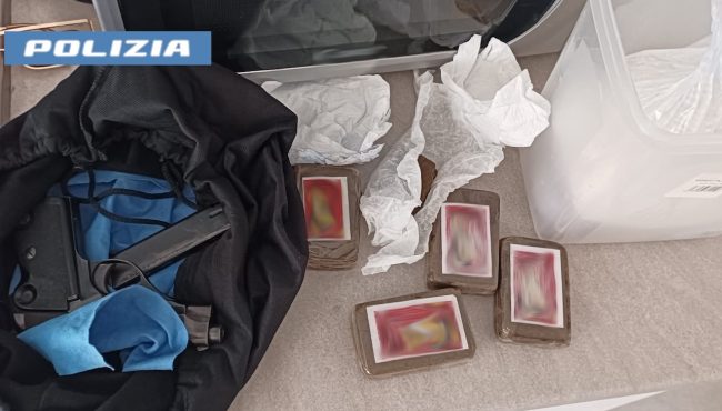 Pistola nel forno e droga in frigo: un arresto a Catania