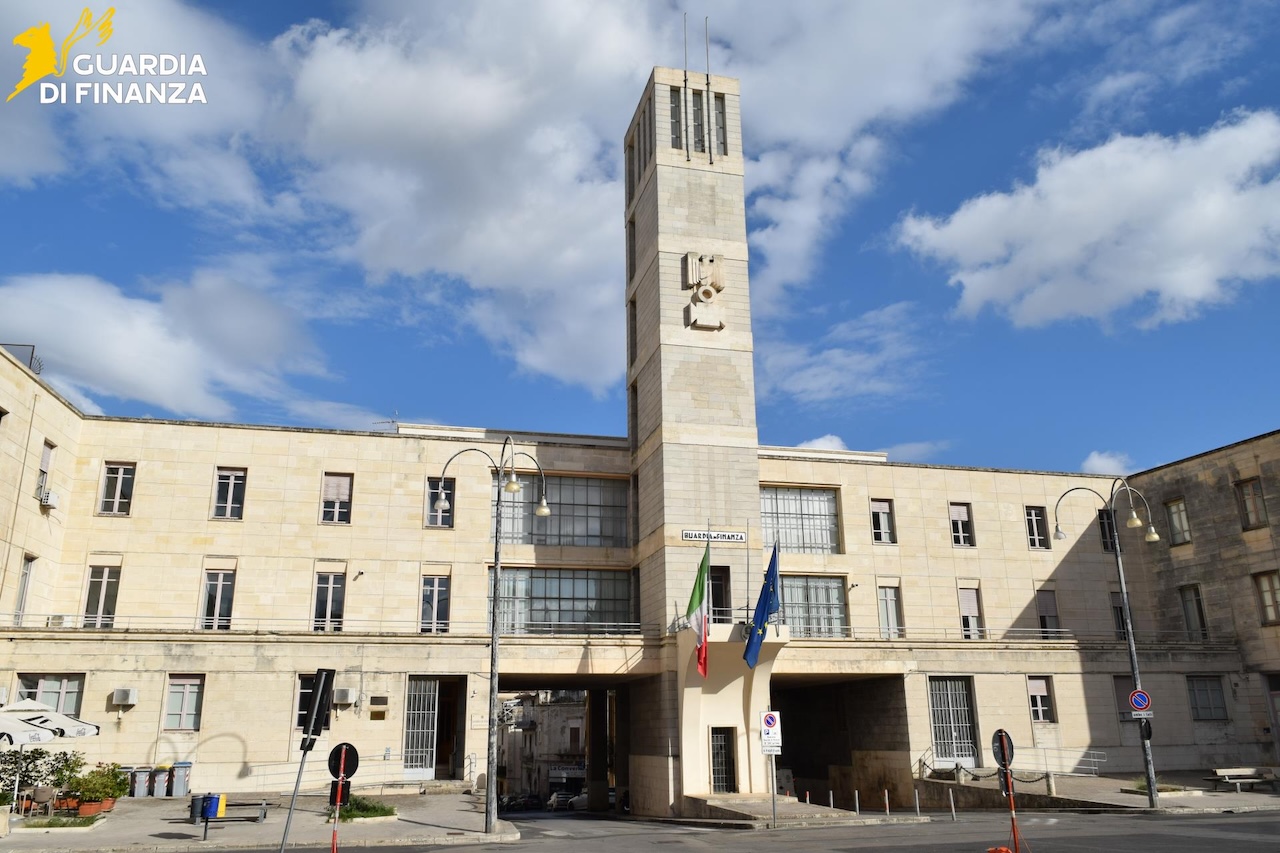 Ragusa, truffa dei Bonus edilizi: quattro arresti e sequestro da oltre 5 milioni di euro Ragusa, truffa dei Bonus edilizi: quattro arresti e sequestro da oltre 5 milioni di euro