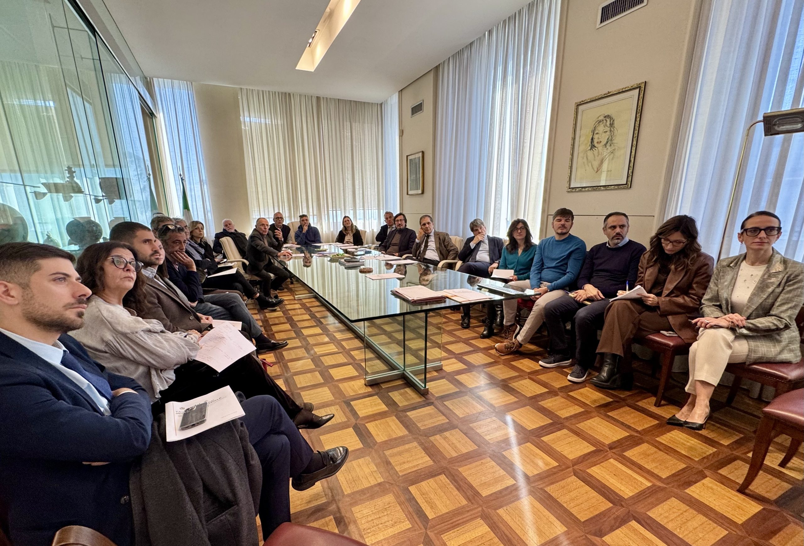 Incendio alle Ciminiere, avviato il tavolo tecnico per il risanamento del Padiglione C1 Incendio alle Ciminiere, avviato il tavolo tecnico per il risanamento del Padiglione C1