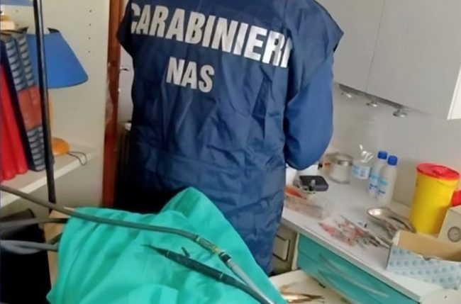 Catania, sequestrati farmaci scaduti in uno studio odontoiatrico