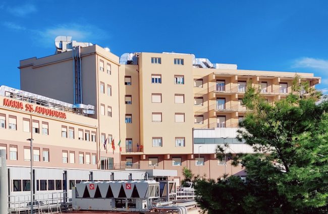 L’ospedale di Biancavilla sullo scambio di salme: “Responsabilità non nostra”