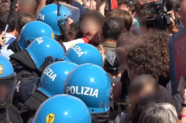 Scontri durante la manifestazione Pro Pal a Catania: 4 misure eseguite
