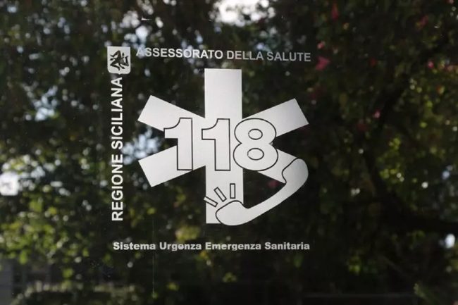 Catania, non arriva in ospedale e partorisce in ambulanza