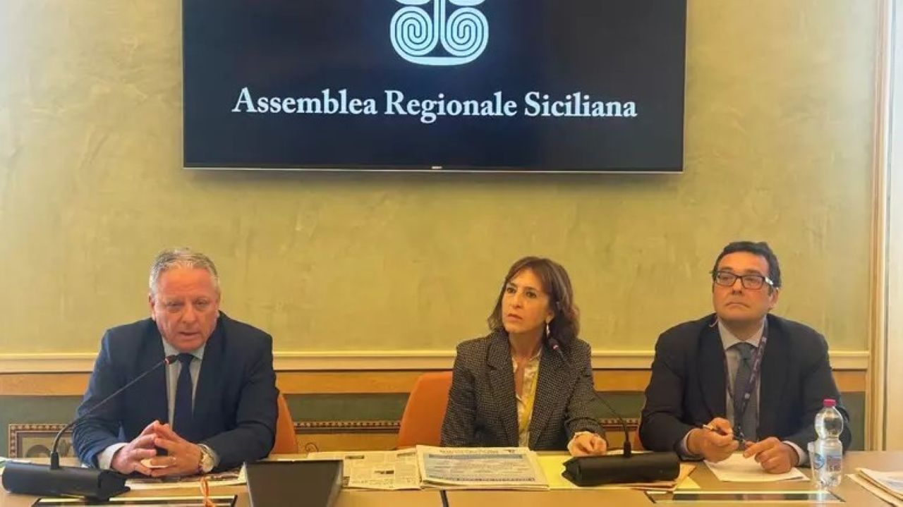Sicilia, allarme Anci: “Comuni spendono 585 milioni per i servizi sociali, la Regione ne mette solo 30”
