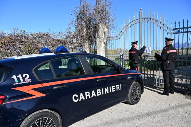Palermo, discarica abusiva su terreno confiscato: 6 persone denunciate