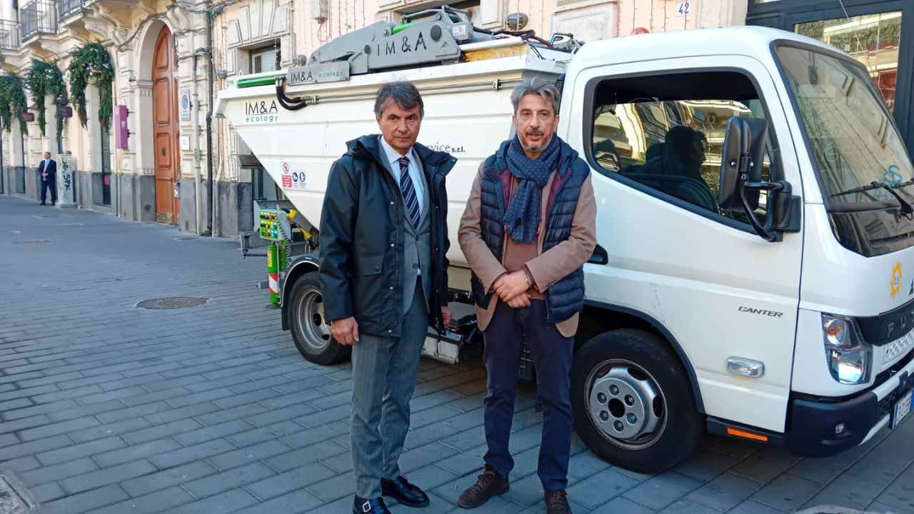 Catania, via al nuovo servizio per la differenziata: più flessibilità e decoro in centro storico