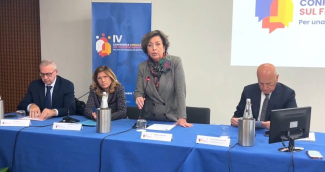 A Palermo la IV Conferenza annuale sul fenomeno migratorio. Schifani: «Azioni concrete per riorganizzare l’accoglienza e rafforzare l’inclusione»