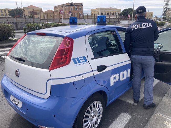 Furto violento a Catania: le ruba la bici e la minaccia a pagare con pugni e morsi