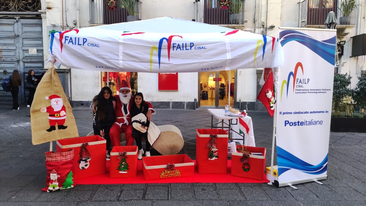 “Natale di Solidarietà”, da oggi a Catania la raccolta doni per i bimbi meno fortunati “Natale di Solidarietà”, da oggi a Catania la raccolta doni per i bimbi meno fortunati