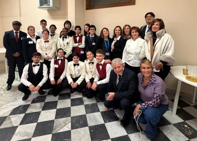 Gran Concerto di Natale & Gran Galà per il 50° anniversario del FAI all’IPSSEOA “Karol Wojtyla”