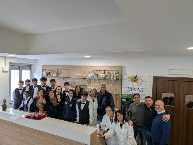 Educazione alimentare e benessere: il Fermi-Eredia protagonista del progetto “Un Concentrato di Energia Fresca – Frutta nella Scuola” – Frutech 2025