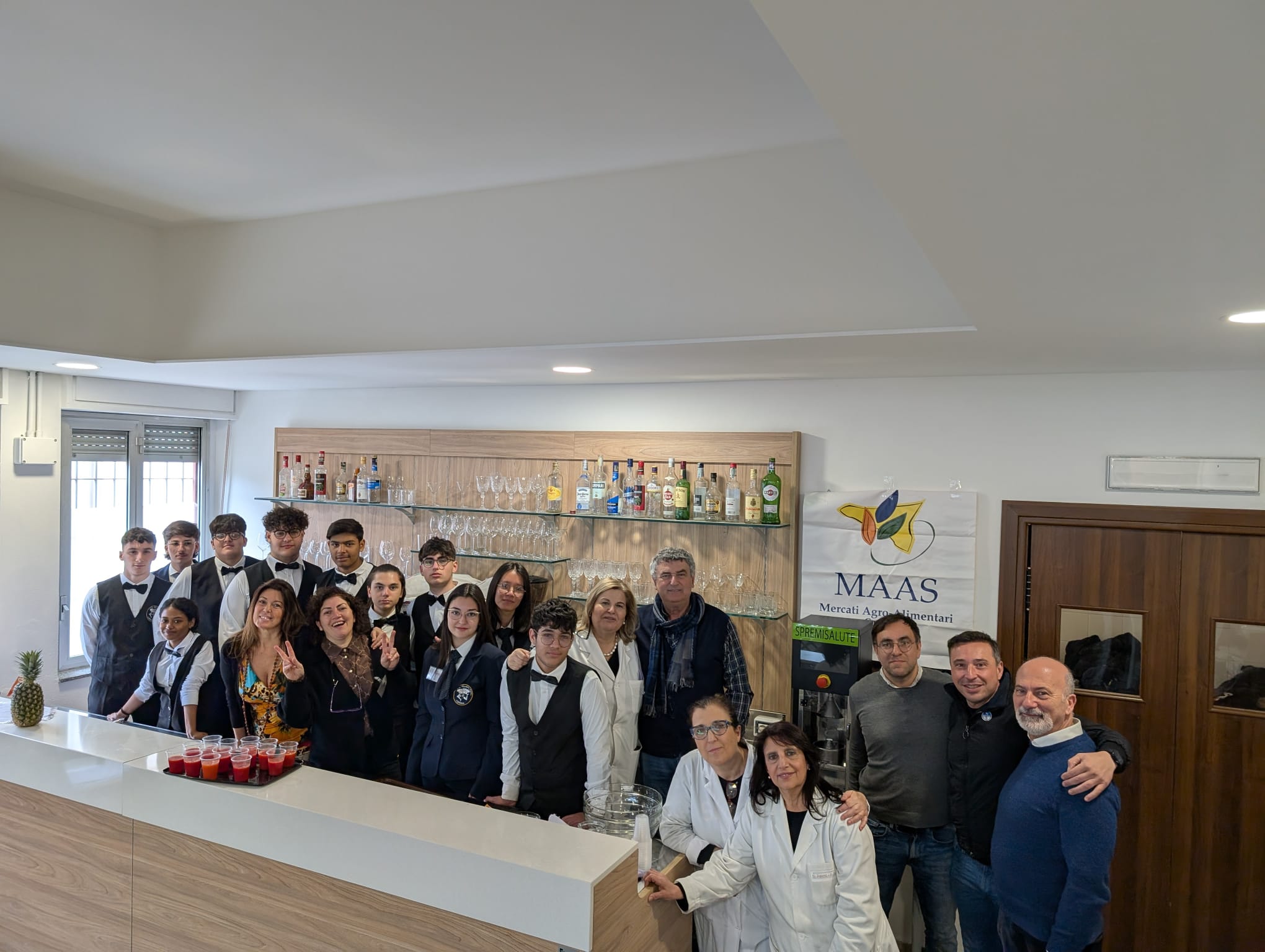 Educazione alimentare e benessere: il Fermi-Eredia protagonista del progetto “Un Concentrato di Energia Fresca – Frutta nella Scuola” – Frutech 2025 Educazione alimentare e benessere: il Fermi-Eredia protagonista del progetto “Un Concentrato di Energia Fresca – Frutta nella Scuola” – Frutech 2025