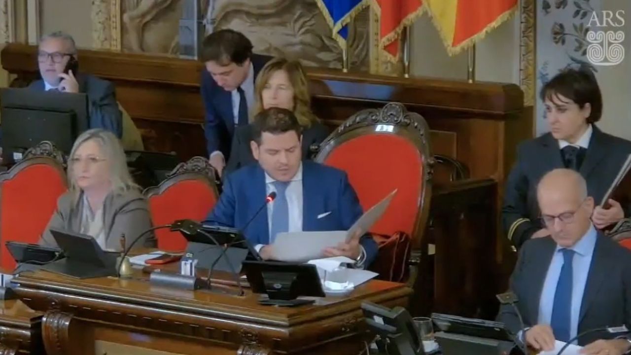 Aula “infuocata” all’Ars, respinta la mozione di sfiducia per Schifani