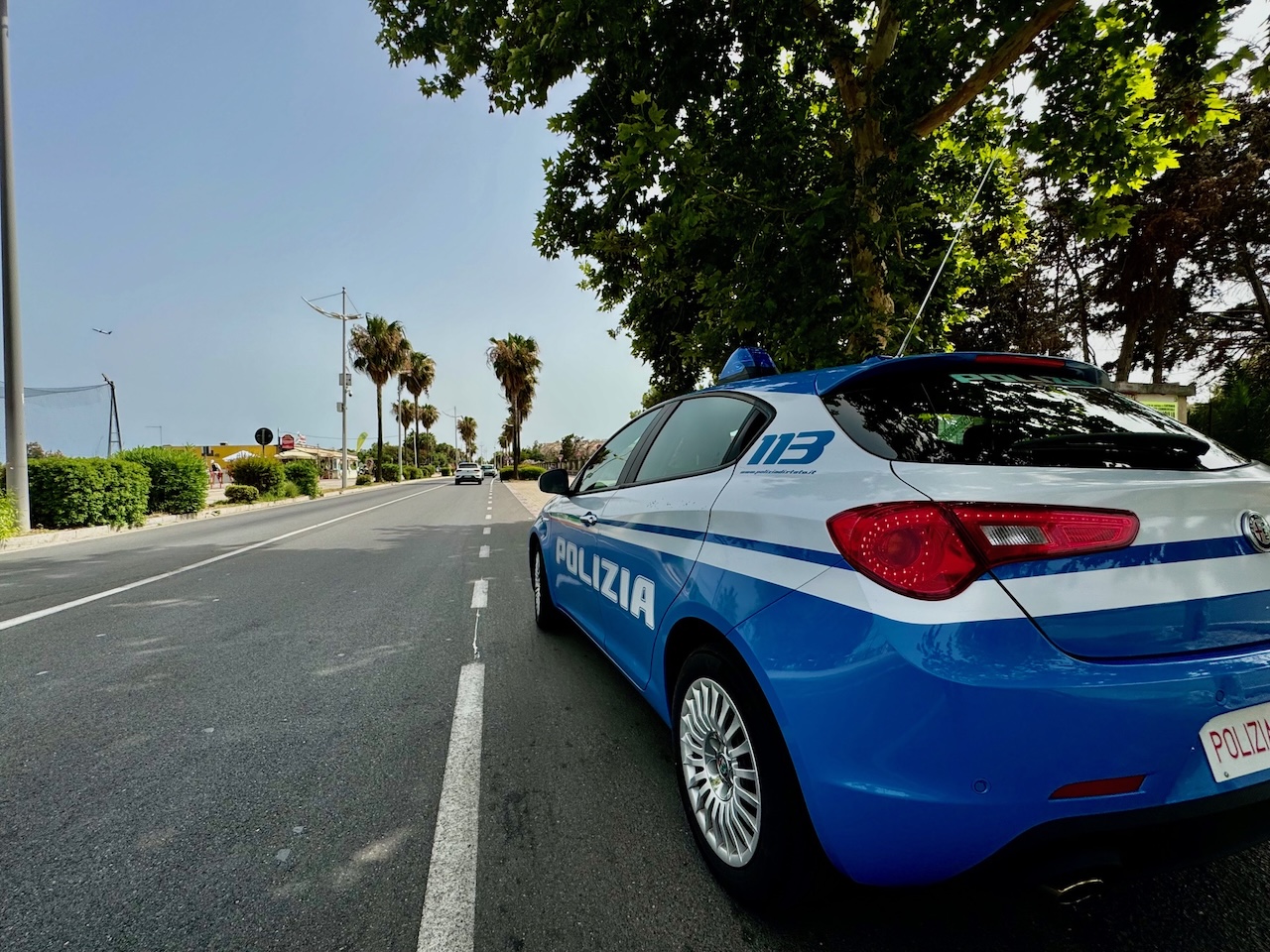 Si intrufola in una palestra per rubare ma viene bloccato da antifurto “nebbiogeno”: arrestato un catanese