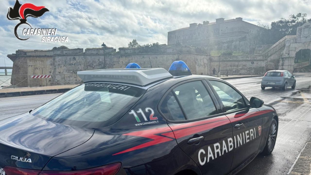 Provoca incidente stradale e fugge: guai per un 43enne di Augusta Provoca incidente stradale e fugge: guai per un 43enne di Augusta