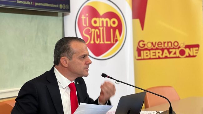 Da “Sud Chiama Nord” a “Ti Amo Sicilia”: nasce il fronte riformatore di Cateno De Luca