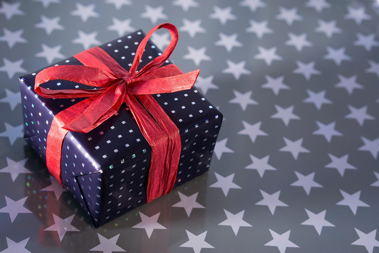 L’arte di fare un regalo senza impazzire: perché la flessibilità è la nuova cura