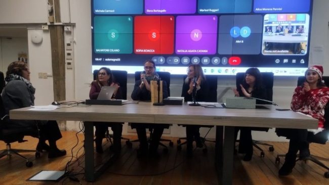 Cerimonia di consegna dei diplomi a centisti e lodevoli del Lombardo Radice. Il preside Rapisarda: “Siate sempre artigiani di pace, verità e speranza”