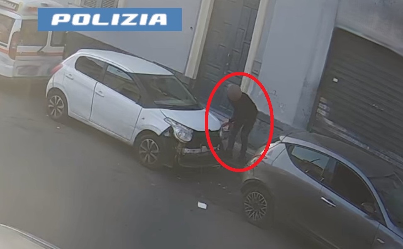 Catania, ruba i fari da un’auto in sosta dal meccanico: 58enne denunciato dalla Polizia di Stato