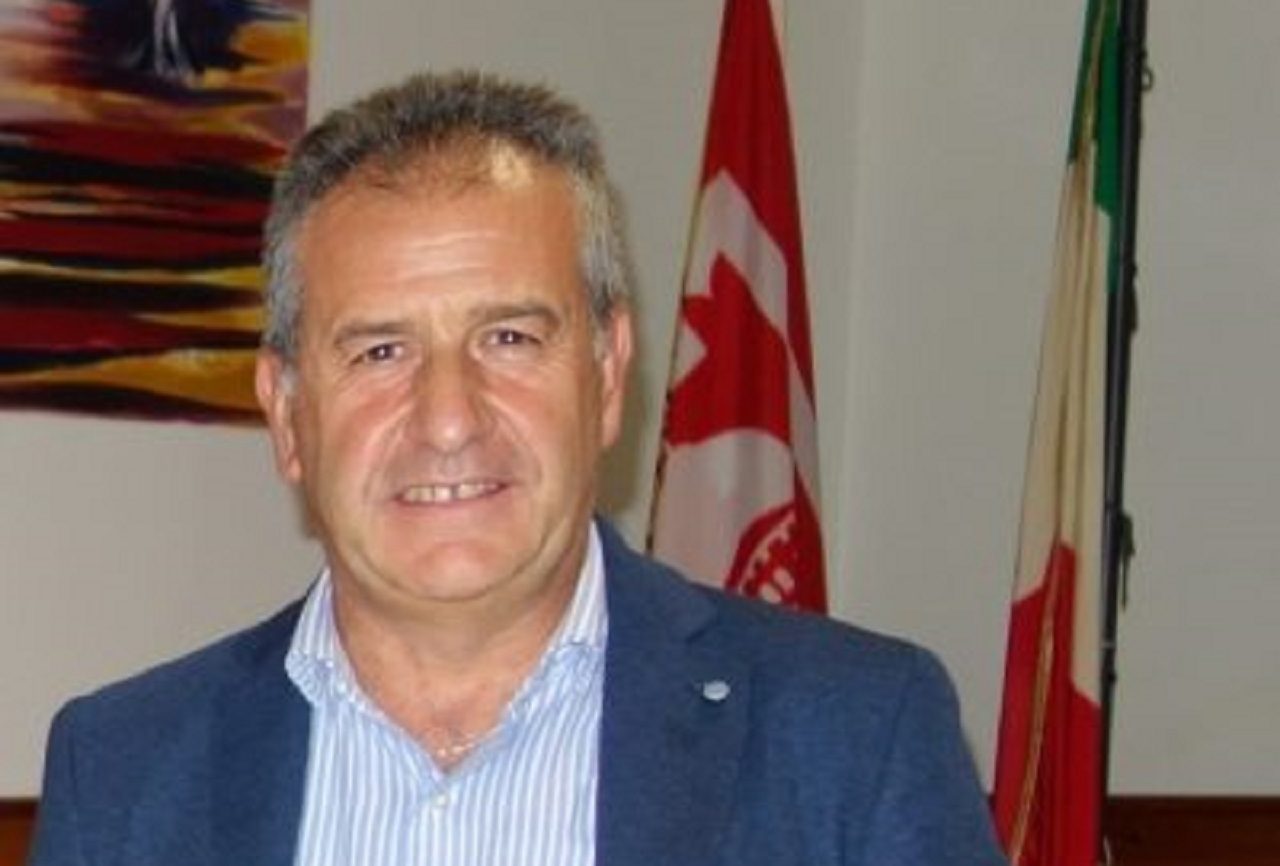 Petralia Soprana, il comune festeggia la nuova percentuale della raccolta differenziata Petralia Soprana, il comune festeggia la nuova percentuale della raccolta differenziata