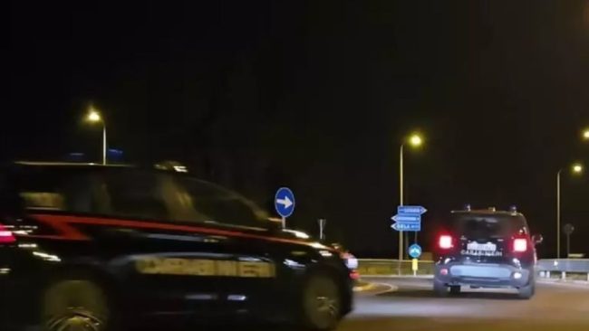 Assalto “esplosivo” al bancomat dell’Unicredit di Palagonia