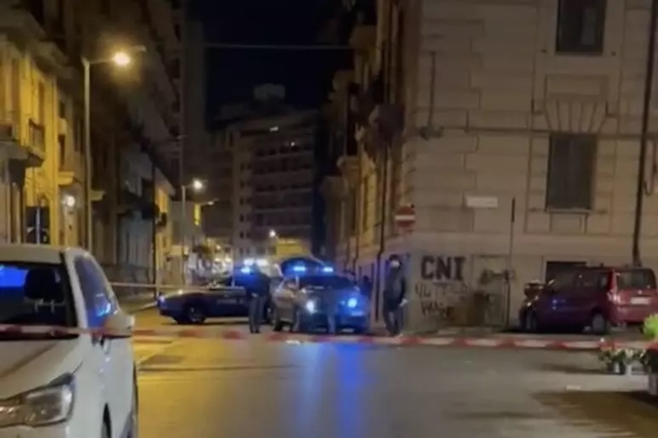 Spari in piazza Nascè, sciolta la prognosi per Valentina Peonio: trasferita in chirurgia plastica Spari in piazza Nascè, sciolta la prognosi per Valentina Peonio: trasferita in chirurgia plastica