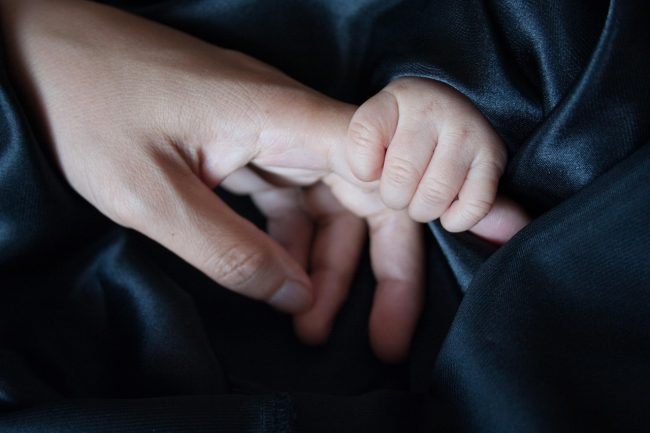Bonus mamme 2025: tempo quasi scaduto, ecco come non perdere i 480 euro
