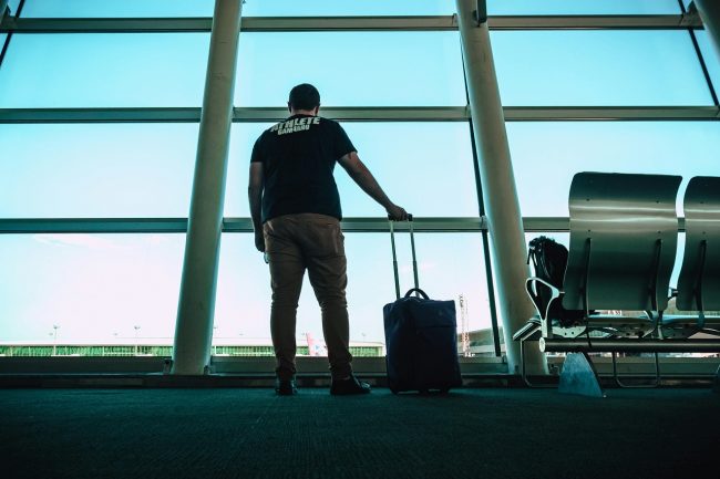 Caro voli 2025, migliaia i fuorisede che per le vacanze natalizie non potranno tornare in Sicilia